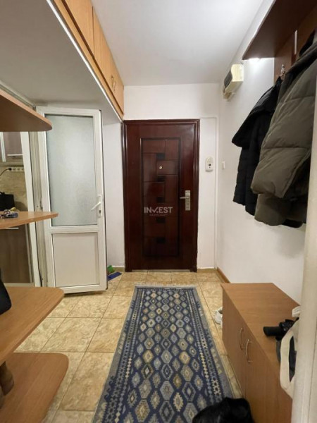 Apartament 2 camere, Etaj 1, zona Pacurari - Alpha Bank, Iasi