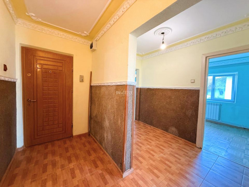 Apartament cu 4 camere în cartierul Frumoasa - etajul 3 - bloc 1983