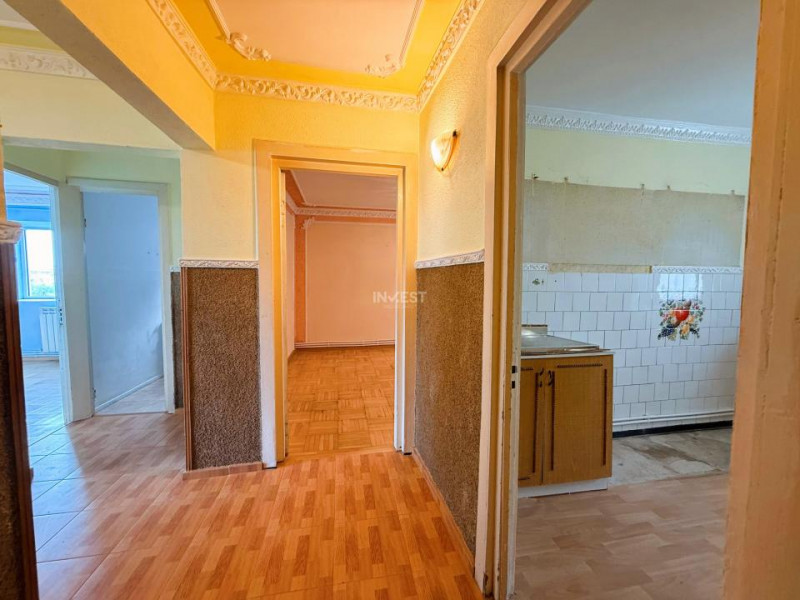Apartament cu 4 camere în cartierul Frumoasa - etajul 3 - bloc 1983