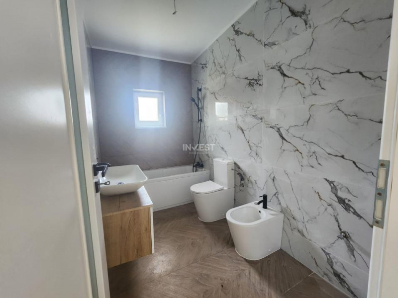 CASA INDIVIDUALA 4 CAMERE + BECI , PLACA DE BETON PESTE ETAJ , VALEA ADANCA 