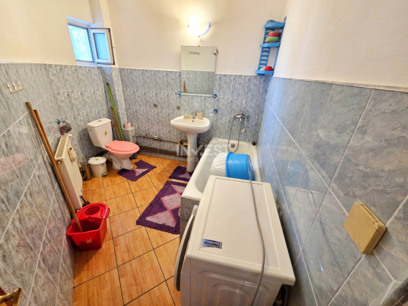 Apartament 2 camere, decomandate, Piata Alexandru cel Bun