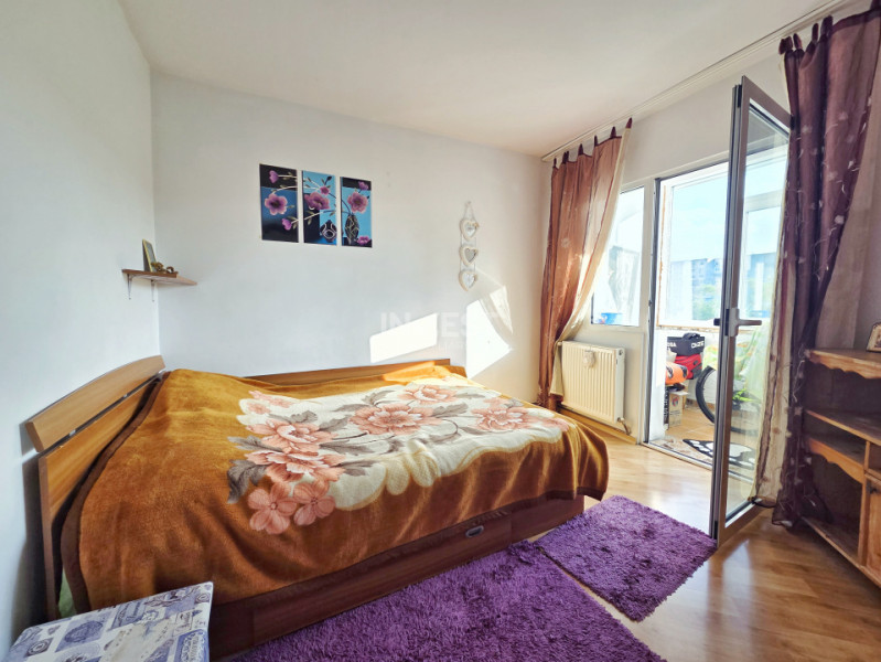 Apartament 2 camere, decomandate, Piata Alexandru cel Bun