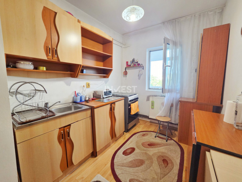 Apartament 2 camere, decomandate, Piata Alexandru cel Bun