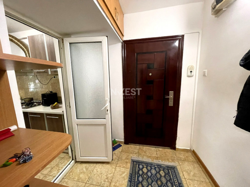 Apartament 2 camere, Etaj 1, zona Pacurari - Alpha Bank