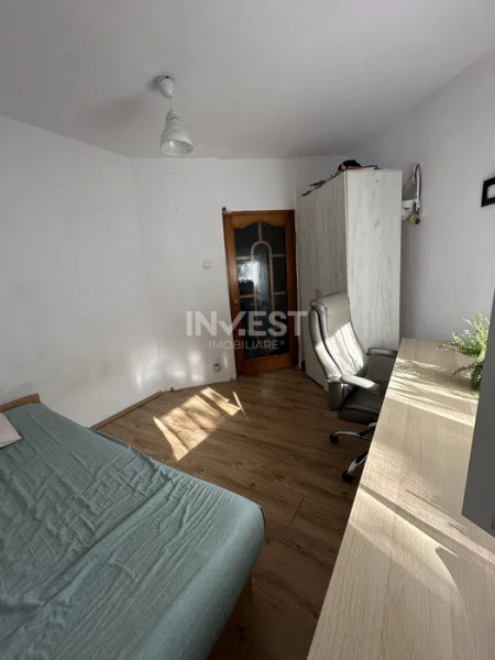 Apartament 3 camere, decomandat, zona Canta - Profi, Iasi