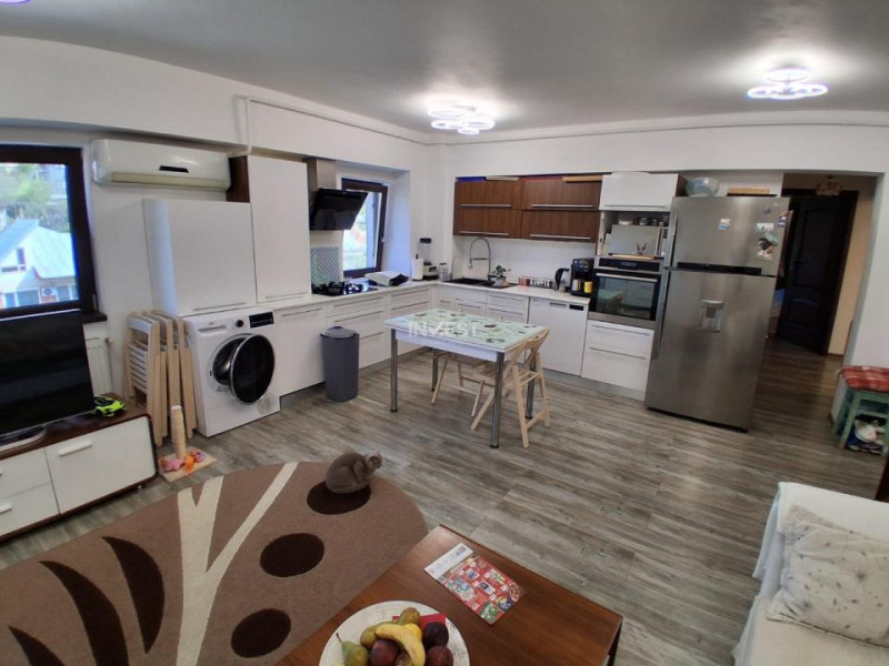 Apartament 3 camere, decomandat, zona Pacurari, Iasi