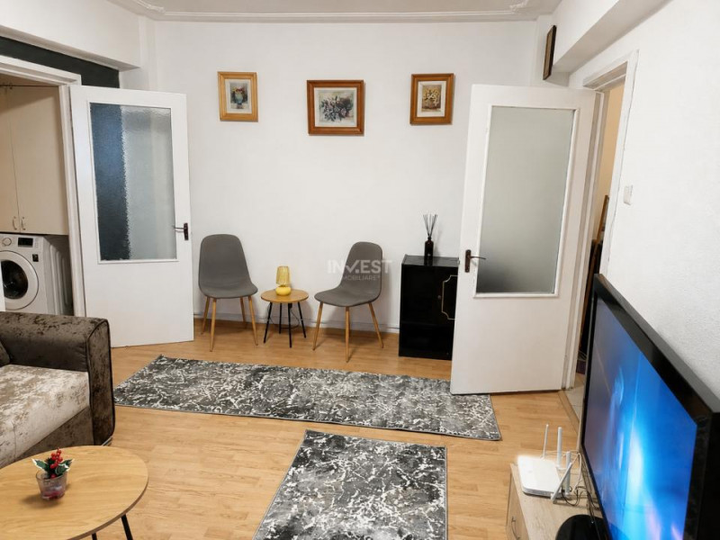 Apartament 2 camere de inchiriat zona Tatarasi - Ateneu, loc de parcare inclus