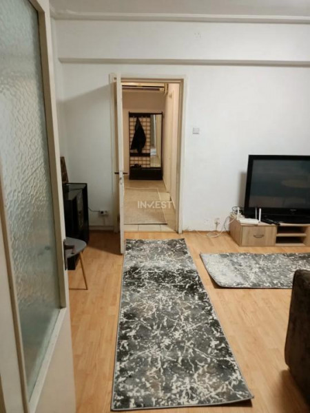 Apartament 2 camere de inchiriat zona Tatarasi - Ateneu, loc de parcare inclus