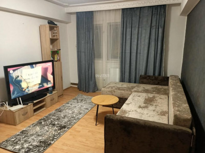 Apartament 2 camere de inchiriat zona Tatarasi - Ateneu, loc de parcare inclus