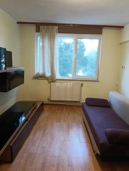 Centru - apartament 2 camere, etajul 2 