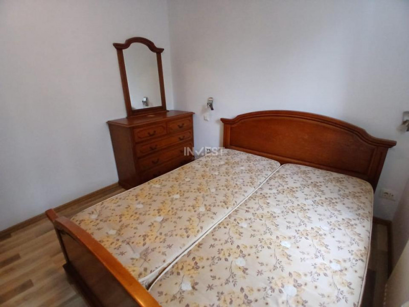 Apartament 3 camere, Păcurari, 400 euro