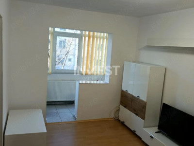 Apartament de 2 camere, etaj 2, Alexandru cel Bun