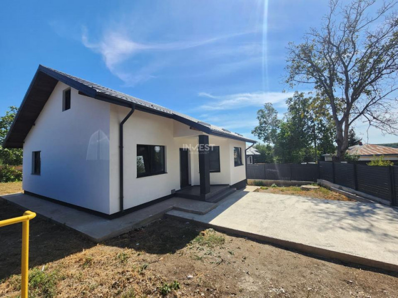 CASA INDIVIDUALA, 3 CAMERE, 400 MP TEREN,CIURBESTI