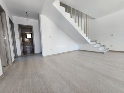 CASA INDIVIDUALA, 3 CAMERE, 400 MP TEREN,CIURBESTI