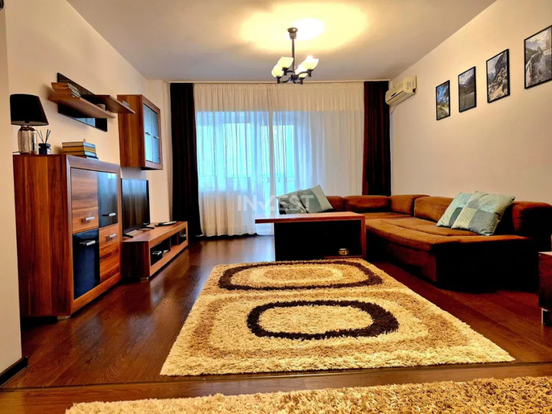 Apartament 4 camere de inchiriat zona Nicolina
