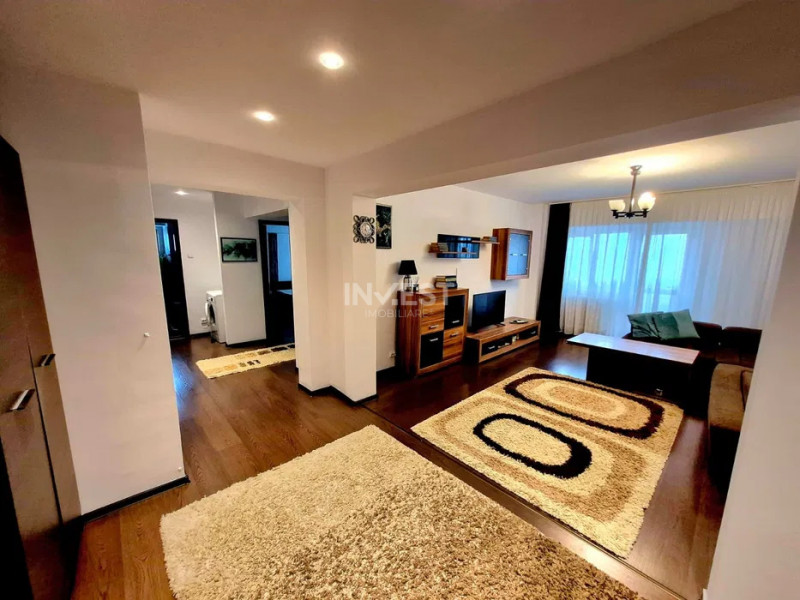 Apartament 4 camere de inchiriat zona Nicolina