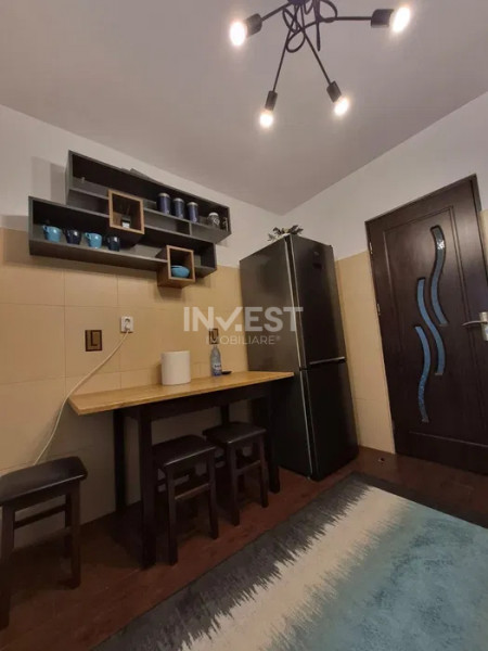 Apartament 4 camere de inchiriat zona Nicolina