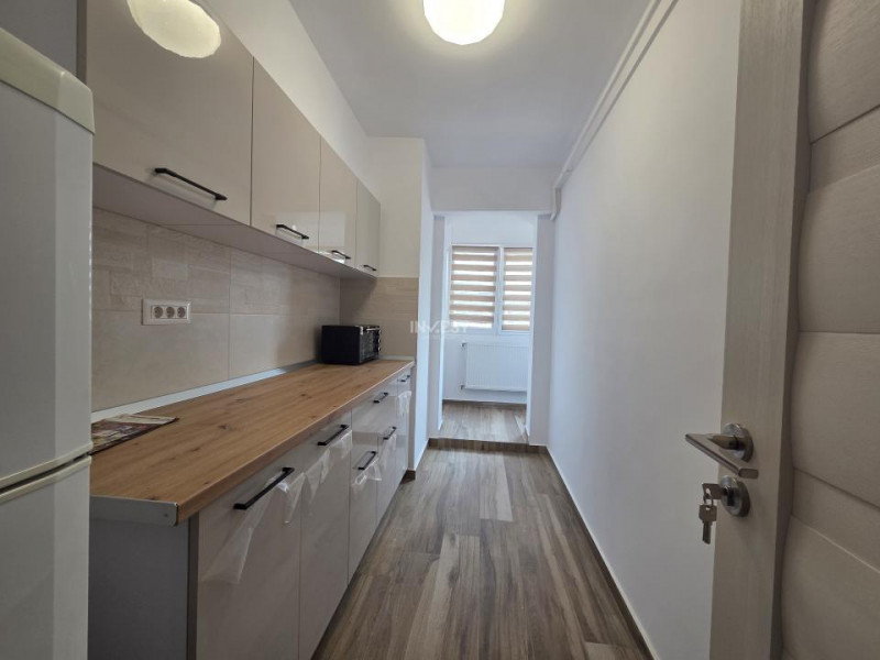 Apartament 2 camere, etaj intermediar, RENOVAT, rond ZIMBRU