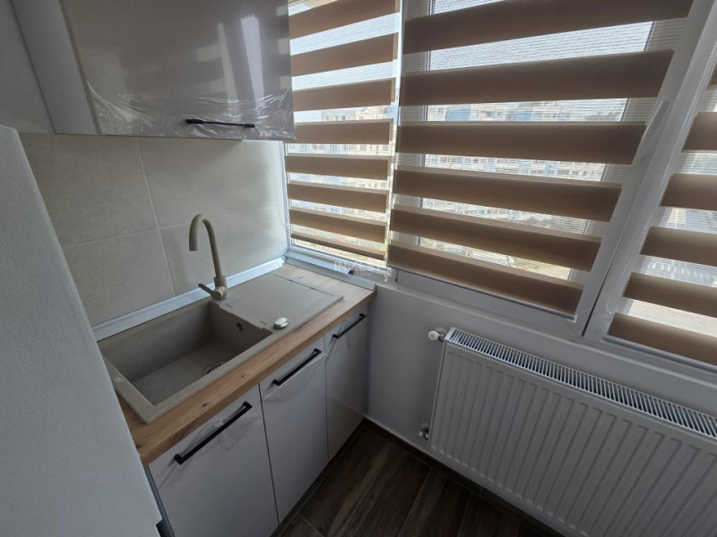 Apartament 2 camere, etaj intermediar, RENOVAT, rond ZIMBRU