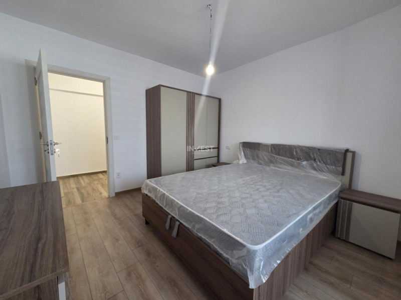 Apartament 2 camere, etaj intermediar, RENOVAT, rond ZIMBRU