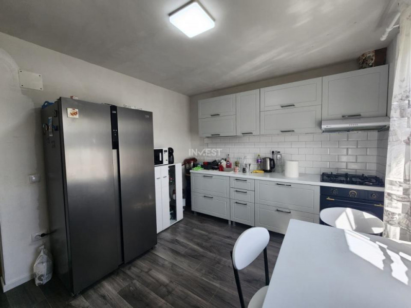 CASA INDIVIDUALA DE VANZARE, 5 CAMERE, 2 BAI, 120MP UTILI , 500 MP TEREN