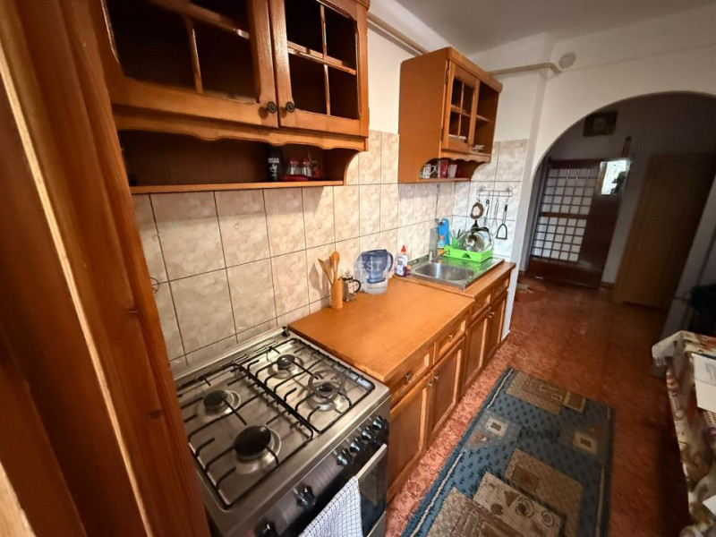 Apartament 2 camere, decomandat, zona Canta, Iasi