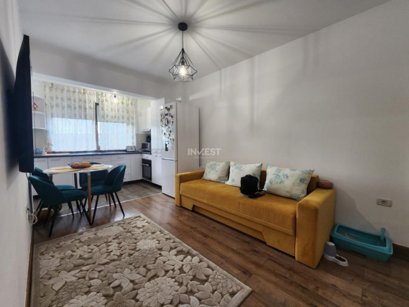 Apartament 3 camere, bloc nou ,loc de parcare inclus in pret, zona CUG-str Veche