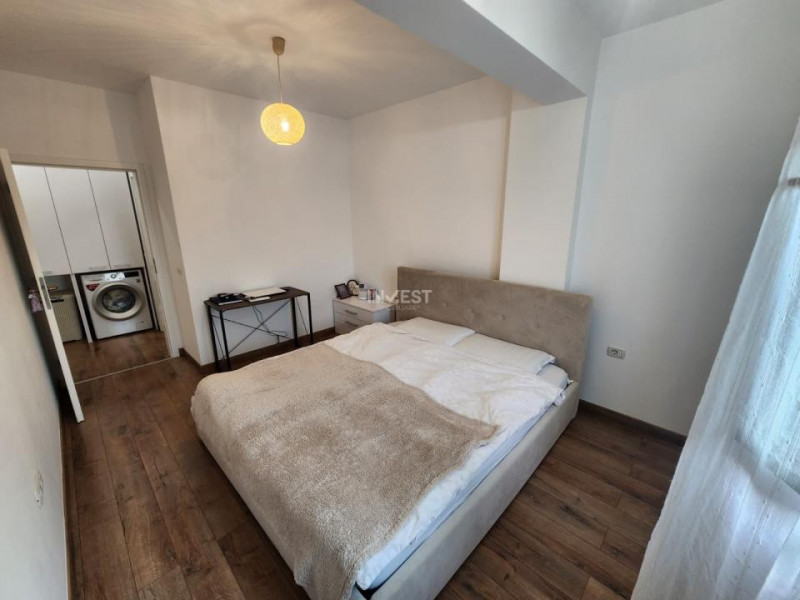 Apartament 3 camere, bloc nou ,loc de parcare inclus in pret, zona CUG-str Veche