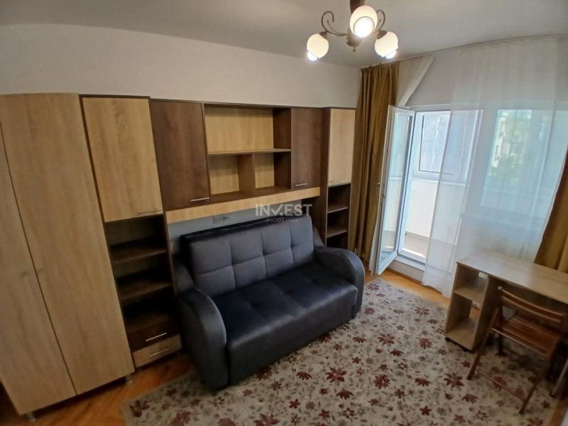 Apartament 2 camere decomandat, 2 balcoane, Canta, 400 €/lună
