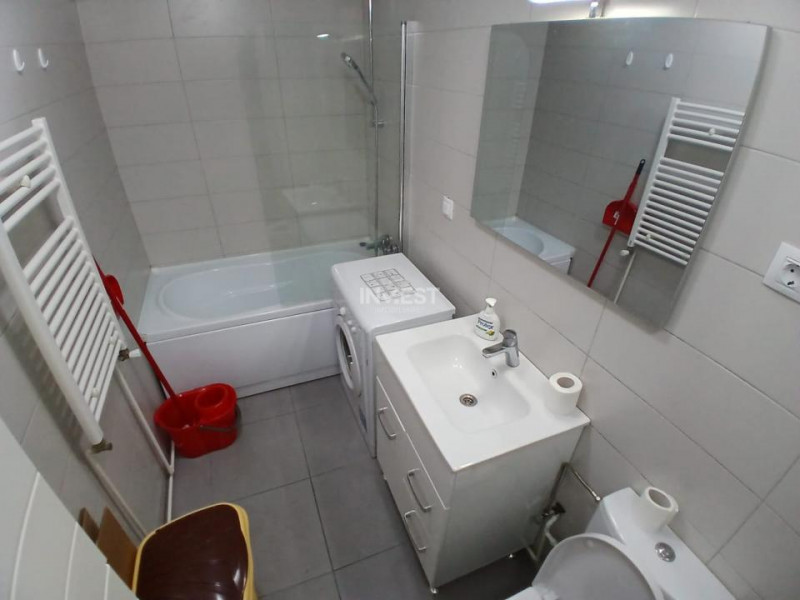 Apartament 2 camere decomandat, 2 balcoane, Canta, 400 €/lună