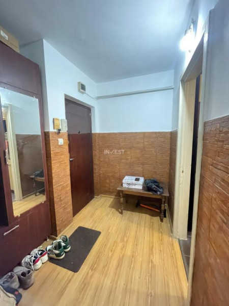 Apartament 2 camere-Podu Ros-Red Cube