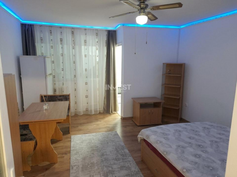 Apartament 1 camera de inchiriat zona Tatarasi