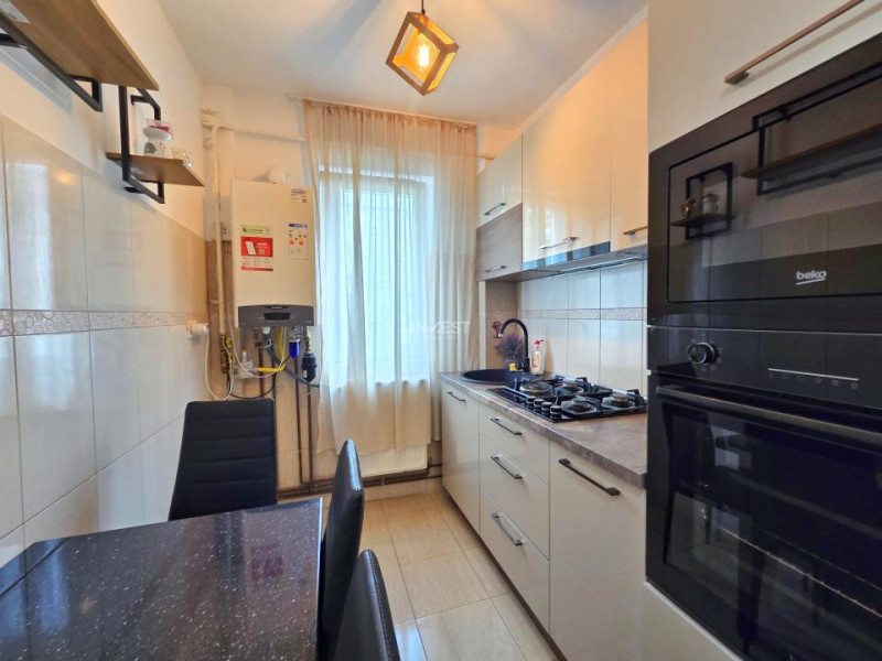 Apartament 3 camere, etaj 3, Zona Dacia