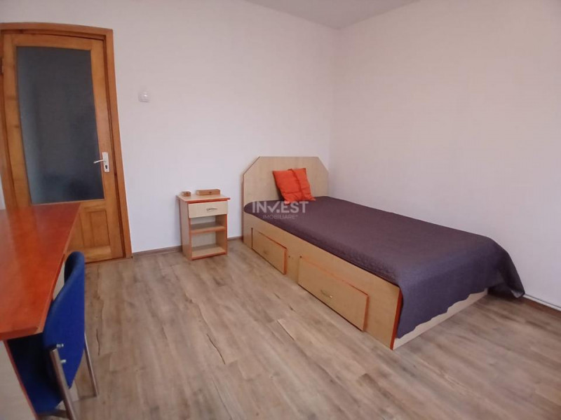 Apartament cu 4 camere, zona Gară, 80 mp, 2 băi, 680 €/lună