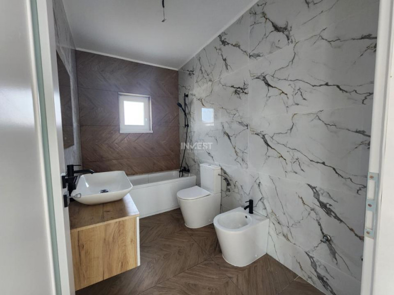 CASA INDIVIDUALA 4 CAMERE + BECI , PLACA DE BETON PESTE ETAJ , VALEA ADANCA 