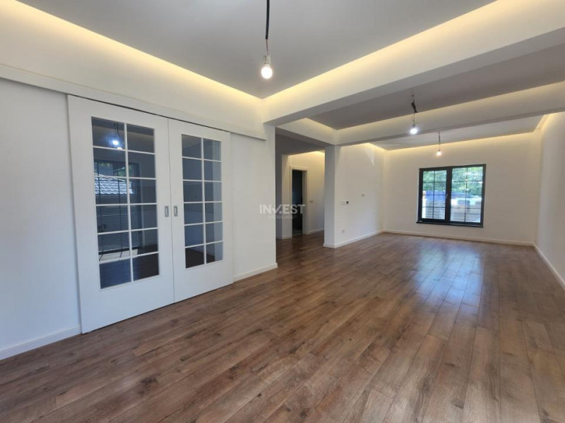 CASA PREMIUM HORPAZ, 4 CAMERE, 2 BAI, INDIVIDUALA,450 MP TEREN