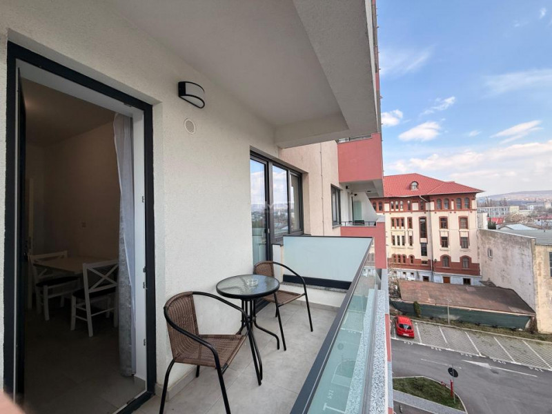Apartament de închiriat în complex rezidențial 2024 - zona Podu Roș