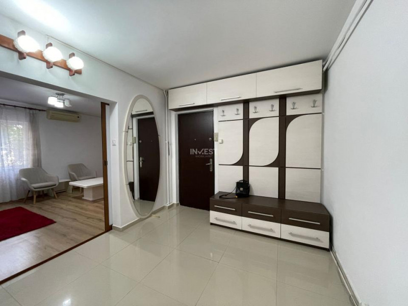  Apartament 3 Camere Autogara Păcurari , Ideal pentru Studenți, Mutare Imediată