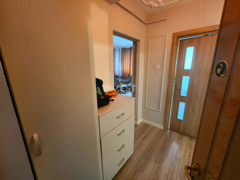 Apartament 3 camere decomandat-71mp-etaj intermediar-Piata Nicolina