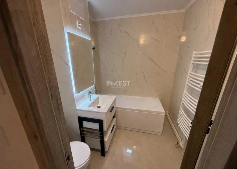 Apartament 2 camere, decomandat, etaj intermediar, statia Bicaz