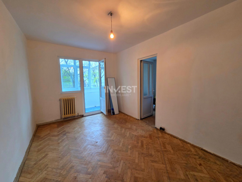 De vanzare, 3 camere, etaj 2, Alexandru cel Bun