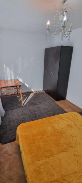  Apartament 3 camere, Podu Roș