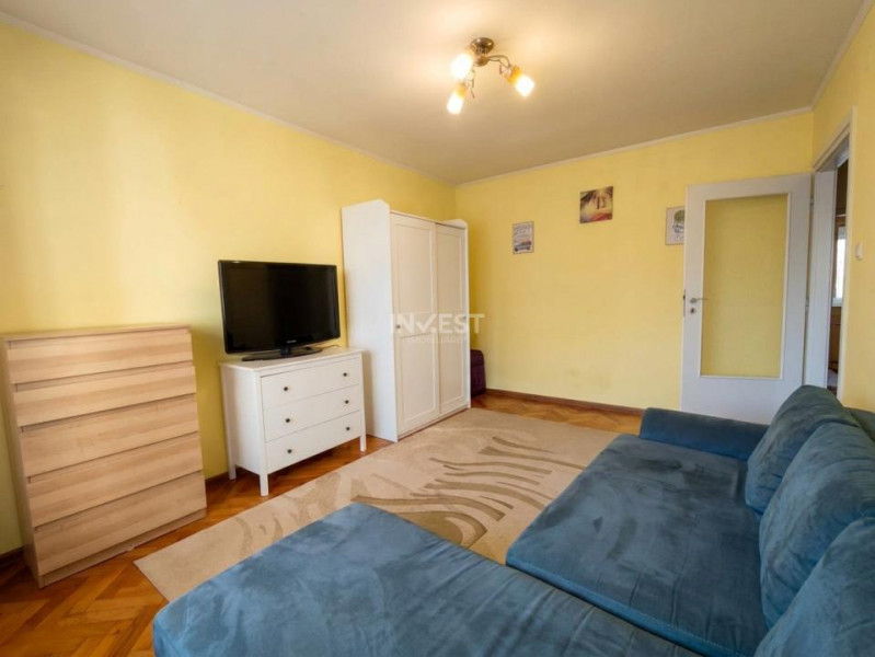 Apartament 3 camere de inchiriat zona Granit 
