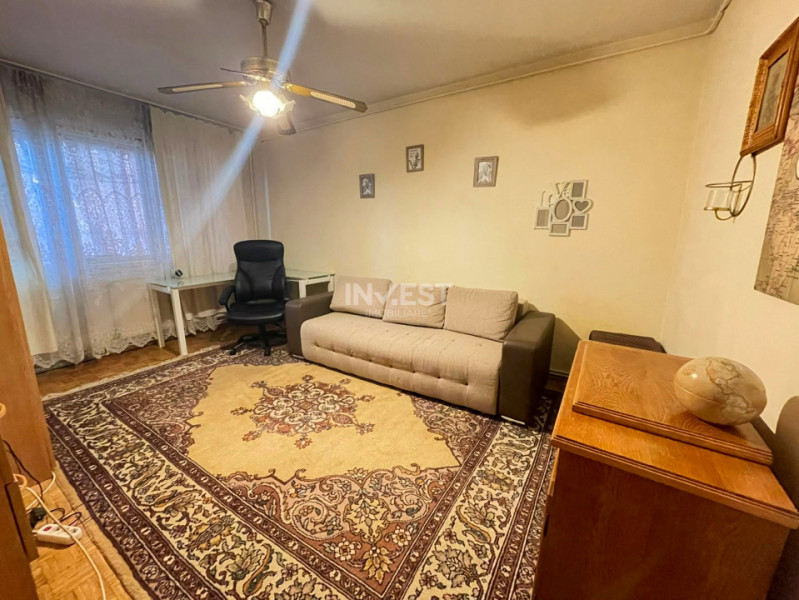 Apartament 3 camere decomandat-66 mp-Podu Ros-Restaurant Odeon