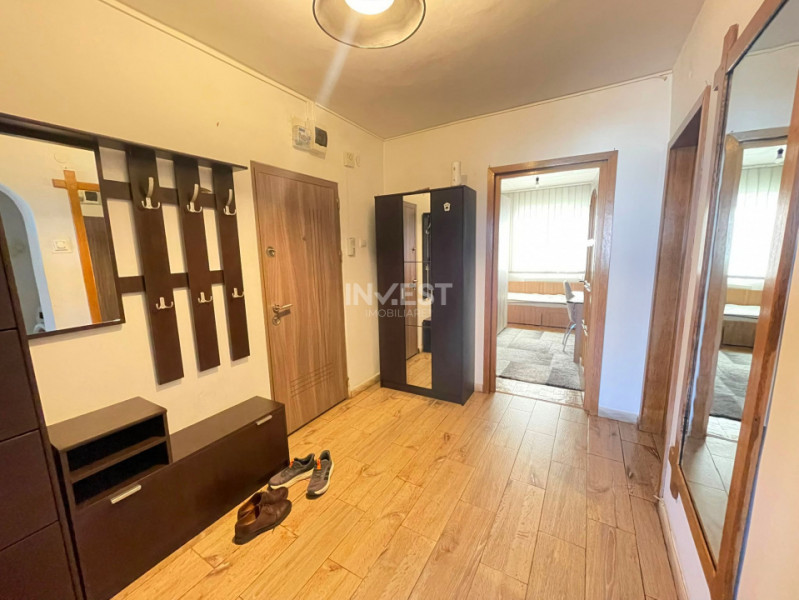 Apartament 3 camere decomandat-66 mp-Podu Ros-Restaurant Odeon
