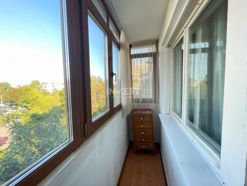 Apartament 3 camere decomandat-66 mp-Podu Ros-Restaurant Odeon