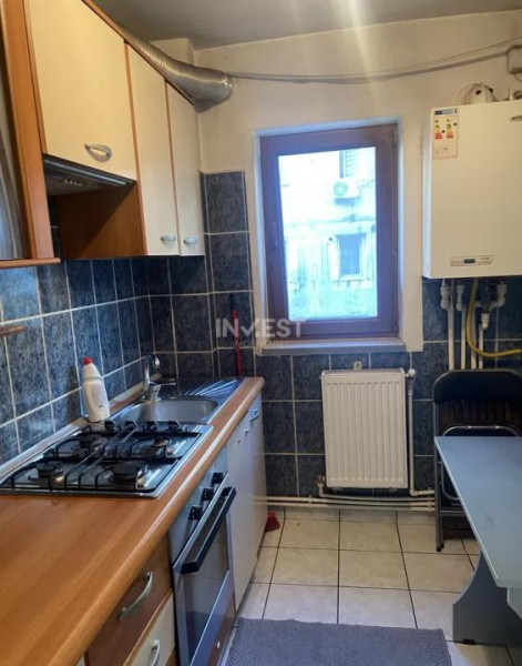 Apartament 2 camere, etaj 2, zona Dacia-Bicaz