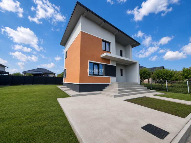 CASA INDIVIDUALA , 4 CAMERE, 130 MP UTILI , 650 MP TEREN- Valea Adanca