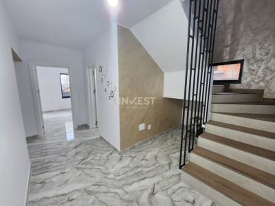 CASA 4 CAMERE, 2 BAI, 440 MP TEREN, MIROSLAVA