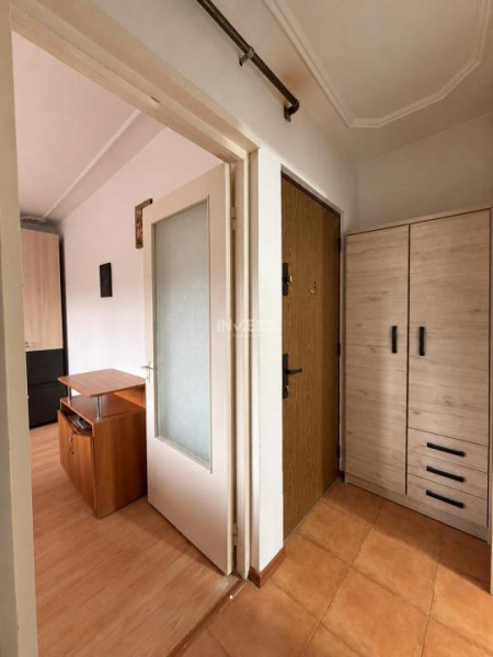 Apartament decomandat cu 1 cameră în Nicolina 1